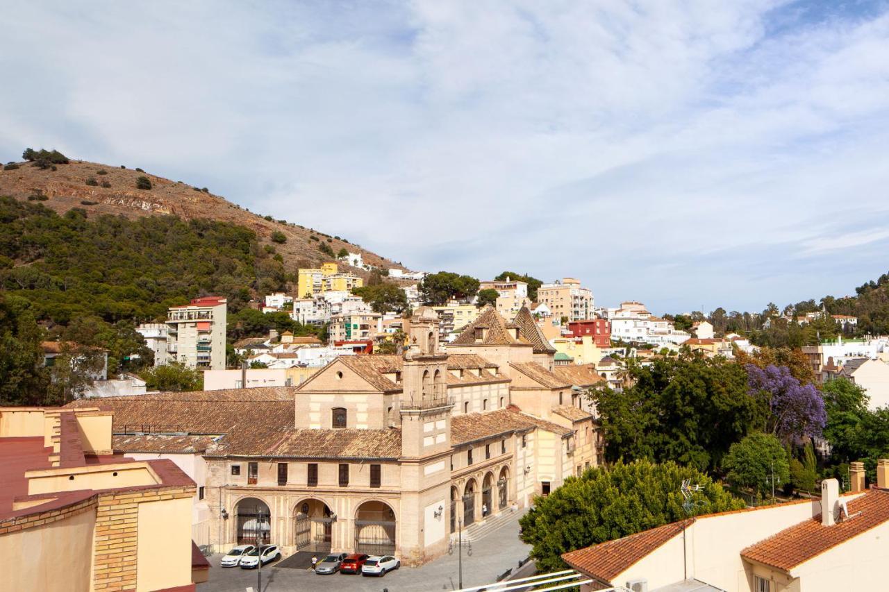 Apartamento Santuario De La Victoria Малага Экстерьер фото